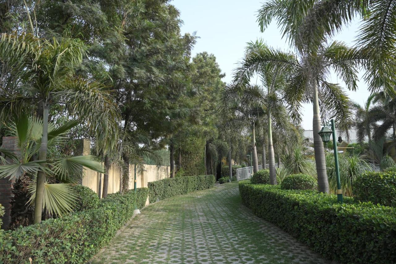 Kamal Resorts - The Luxury Of Being Yourself Ludhiana Zewnętrze zdjęcie